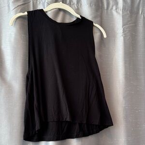 Carbon38 Black Muscle Tank size Medium